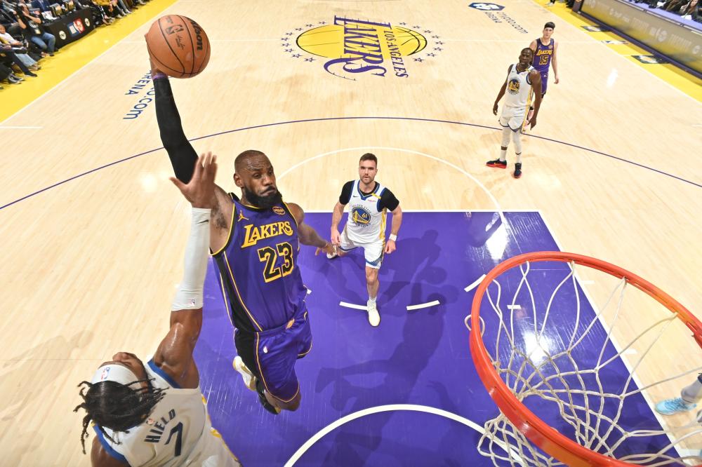 冰雪运动在 冰雪运动在