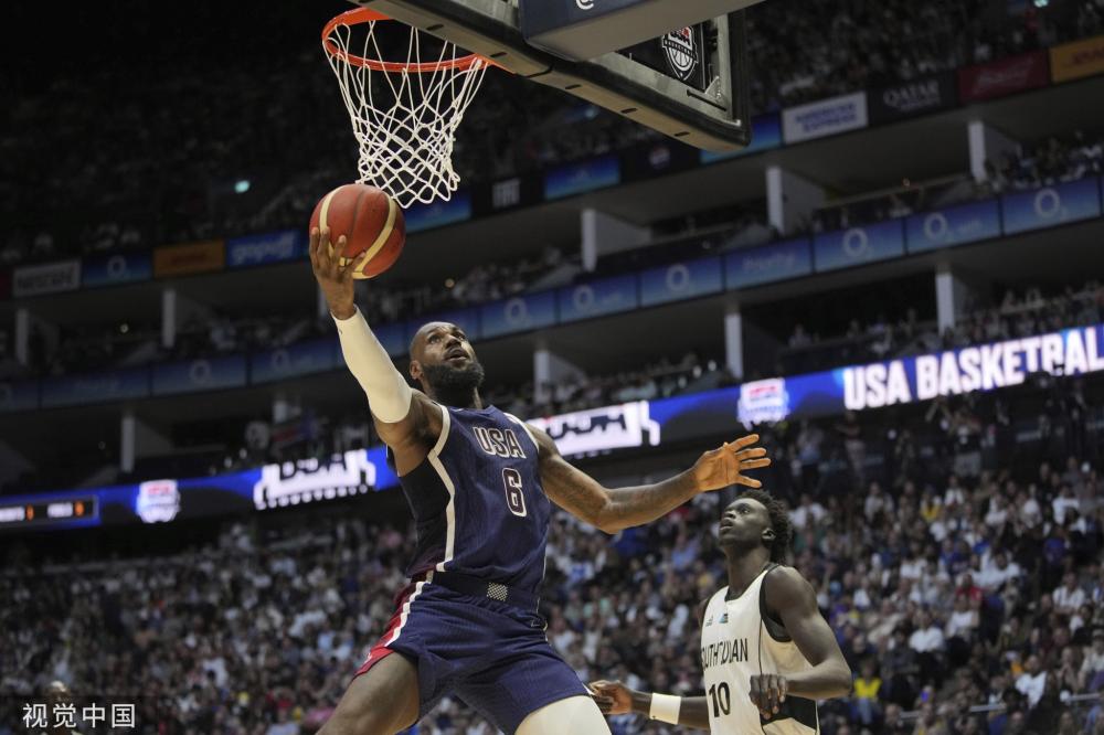 中国游泳的 中国游泳的